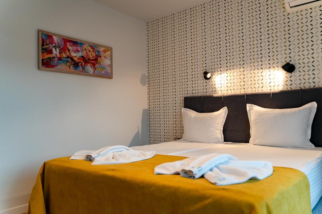 Family Hotel Laxo 奥布佐尔 外观 照片