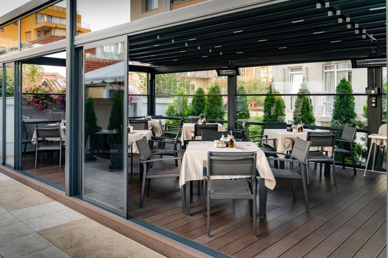 Family Hotel Laxo 奥布佐尔 外观 照片