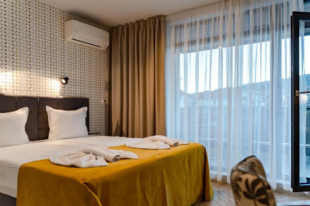 Family Hotel Laxo 奥布佐尔 外观 照片