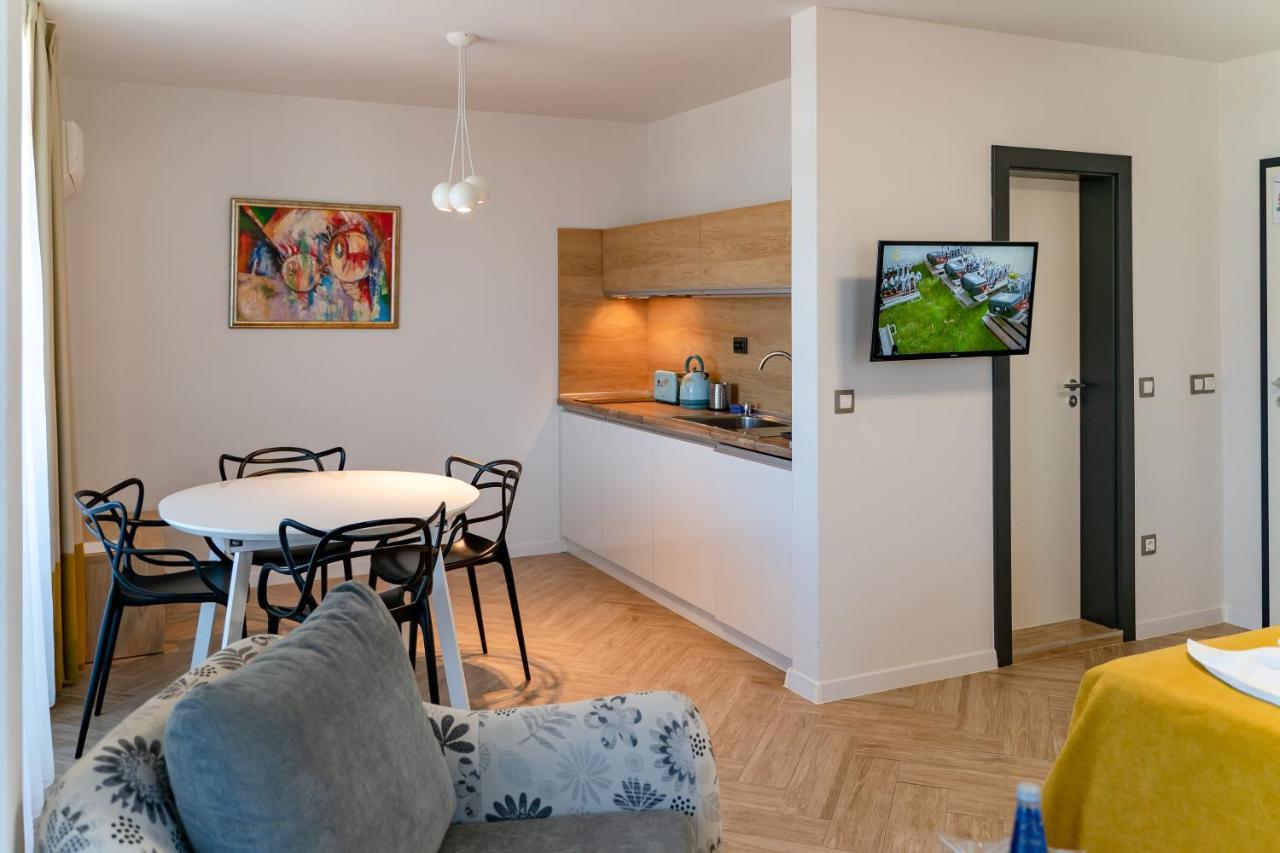 Family Hotel Laxo 奥布佐尔 外观 照片