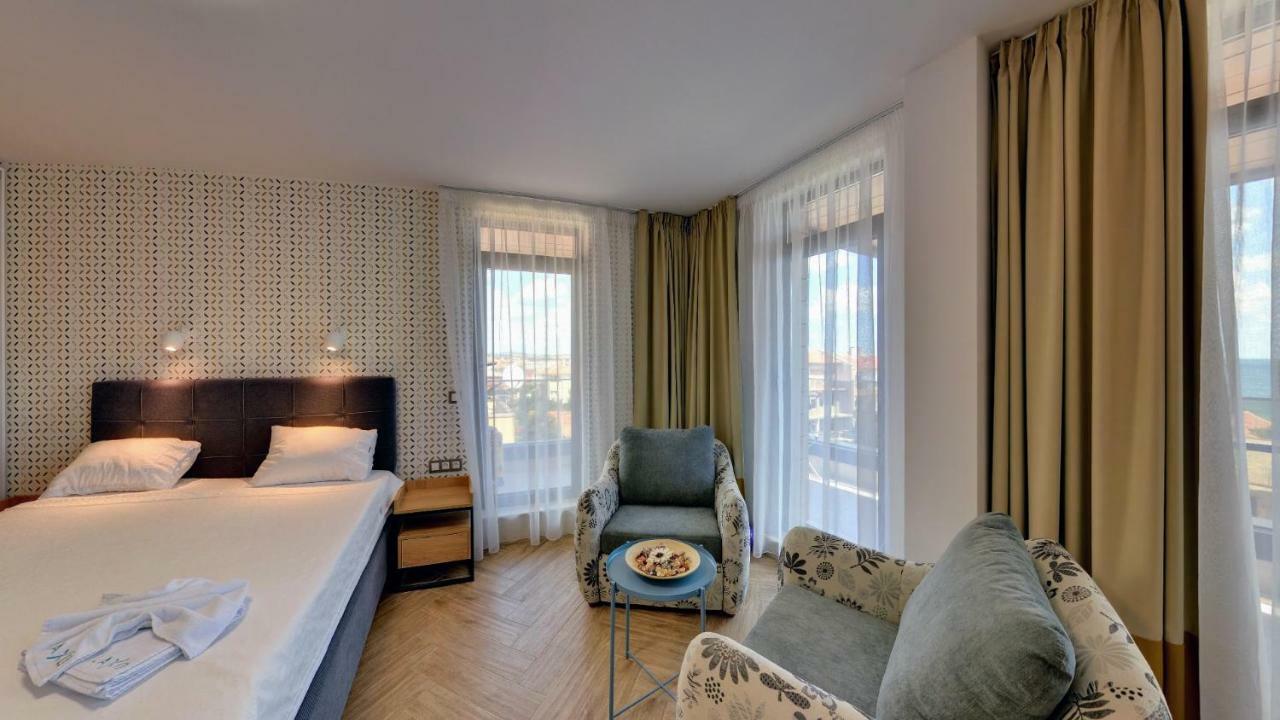Family Hotel Laxo 奥布佐尔 外观 照片